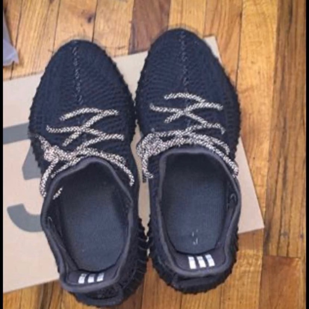 Yeezy 350 Black